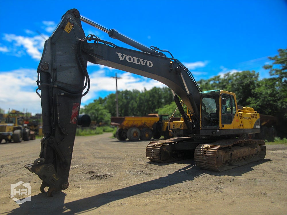 Volvo EC460B LC excavator