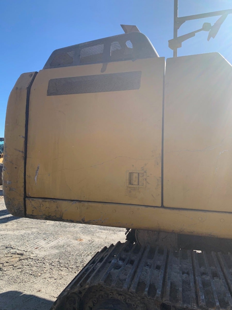 Caterpillar 336E L salvaged machine photo 11