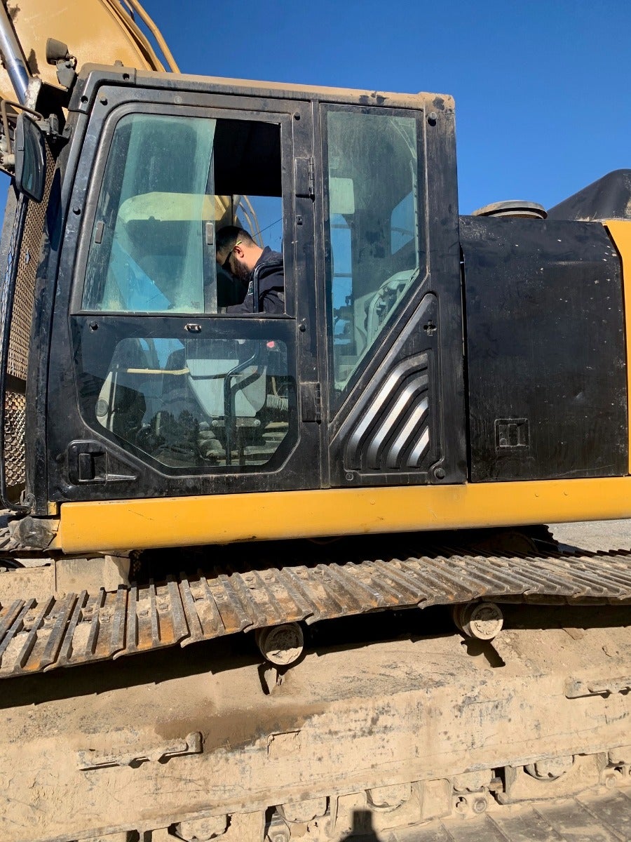 Caterpillar 336E L salvaged machine photo 2