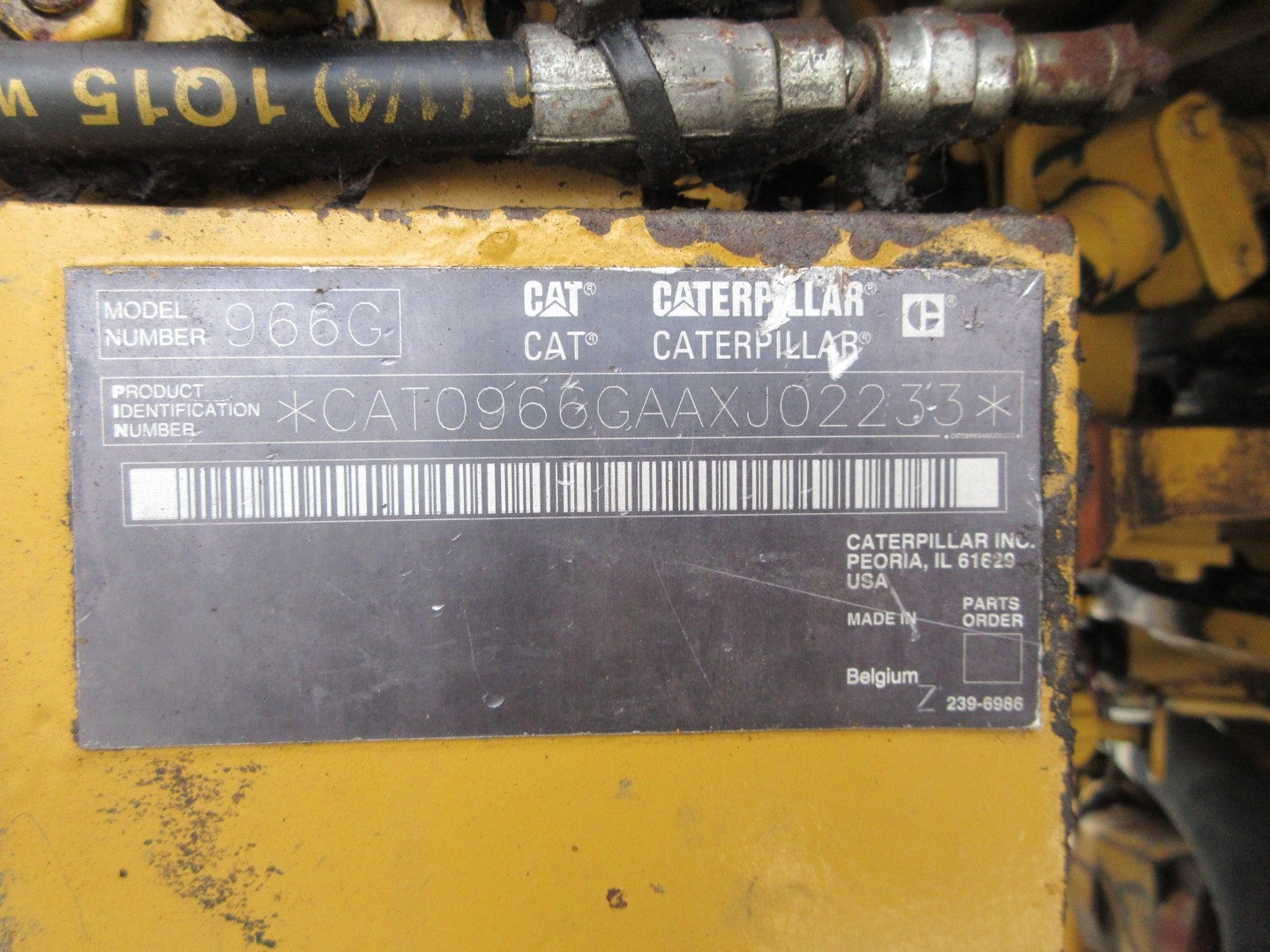 Caterpillar 966G II teardown machine photo 12