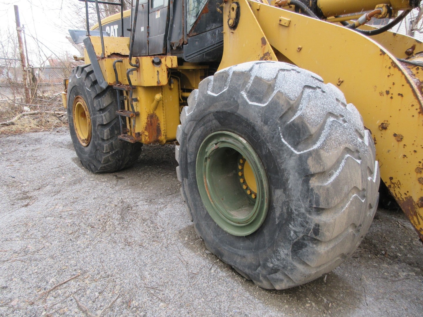 Caterpillar 966G II teardown machine photo 5