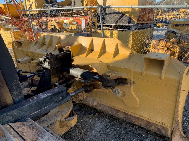 Caterpillar D6K II salvaged machine photo 4