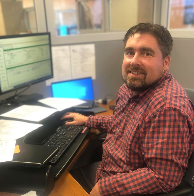 Shaun Rozewicz - H&R Construction Equipment Parts Parts Specialist